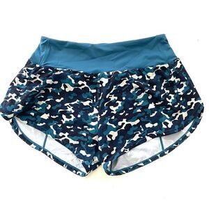 Camo Women’s High Rise Shorts Blue Size L
